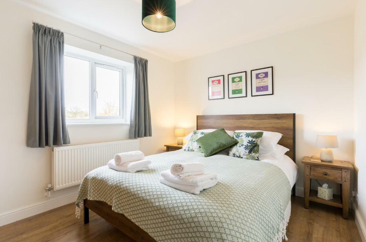 The Hideaway Villa Stratford-upon-Avon Eksteriør billede