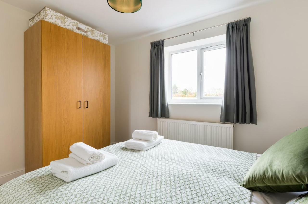 The Hideaway Villa Stratford-upon-Avon Eksteriør billede