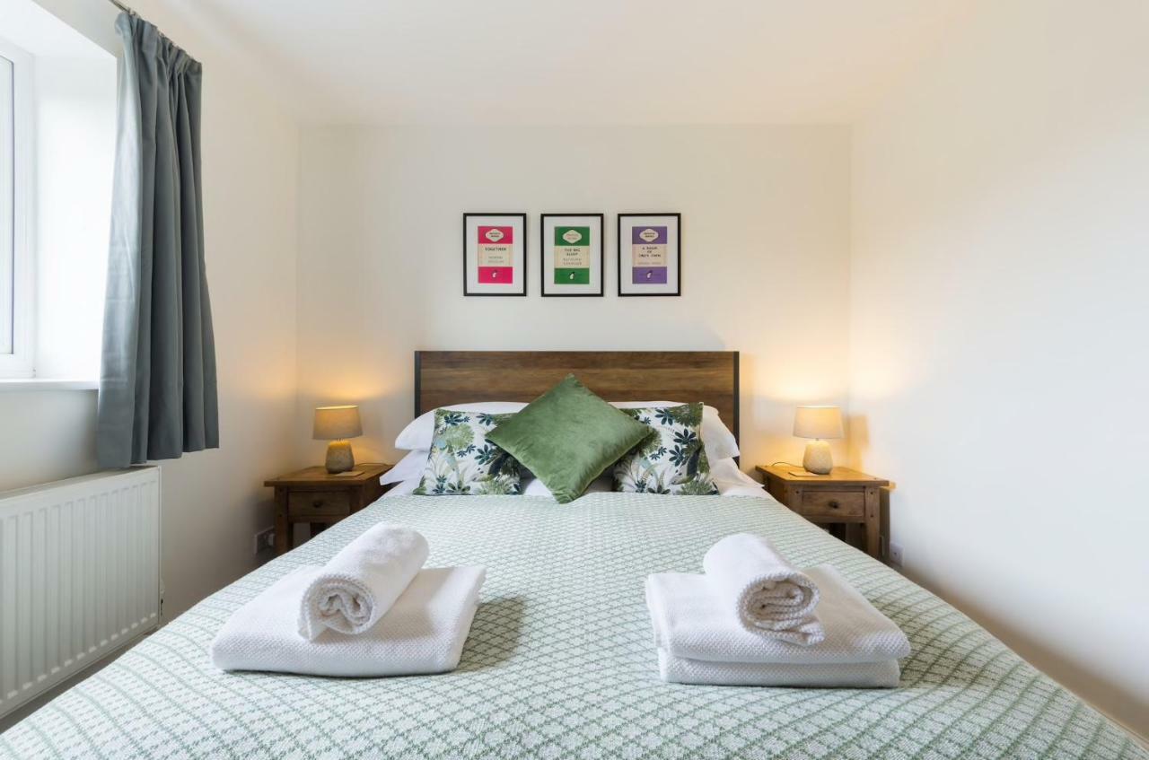 The Hideaway Villa Stratford-upon-Avon Eksteriør billede